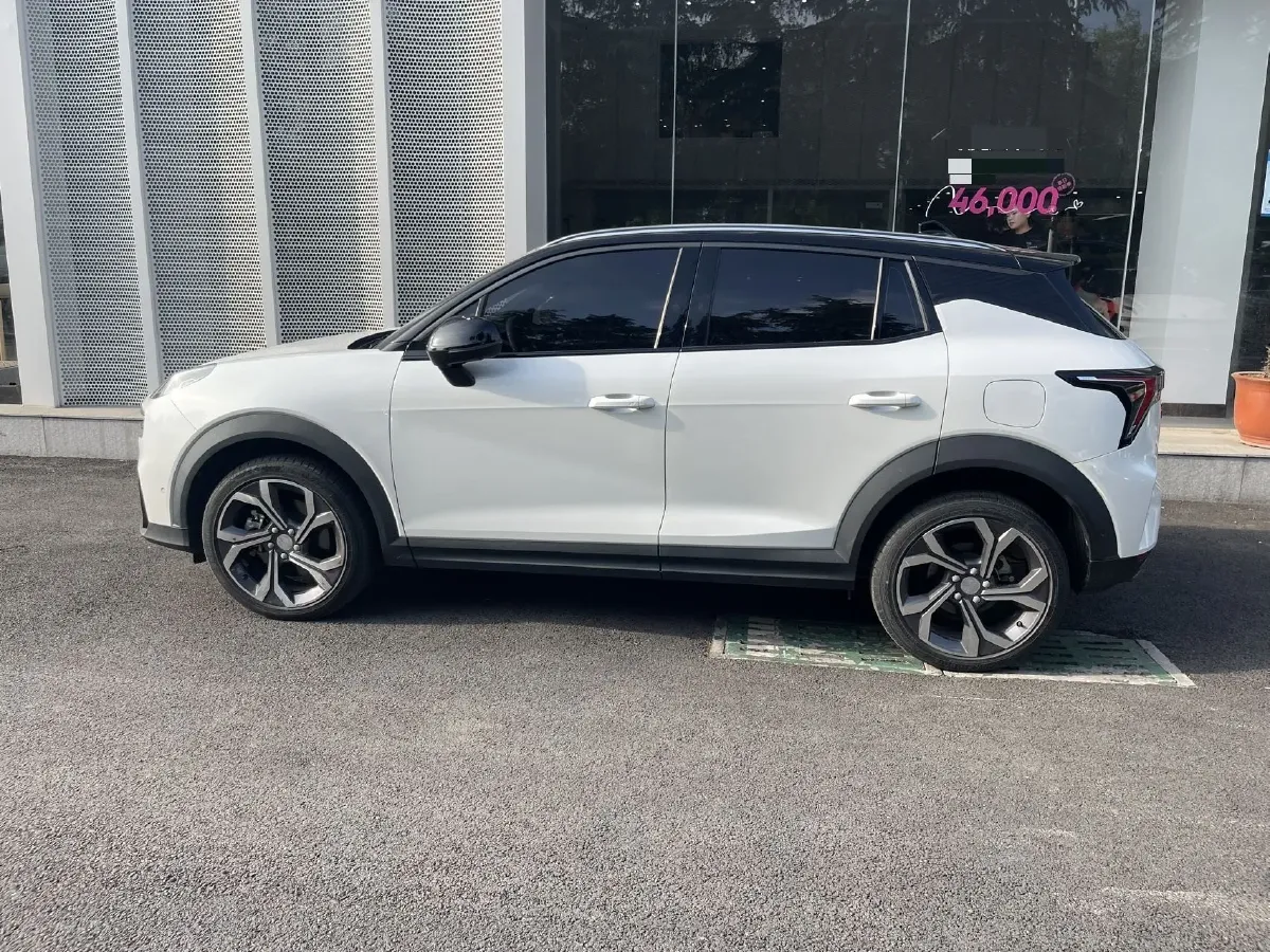 2023 LYNK&CO 06 1.5T 181HP L4 7DCT,autocango,china used car exporter,china ev exporter,chinese used car exporter,chinese used ev exporter