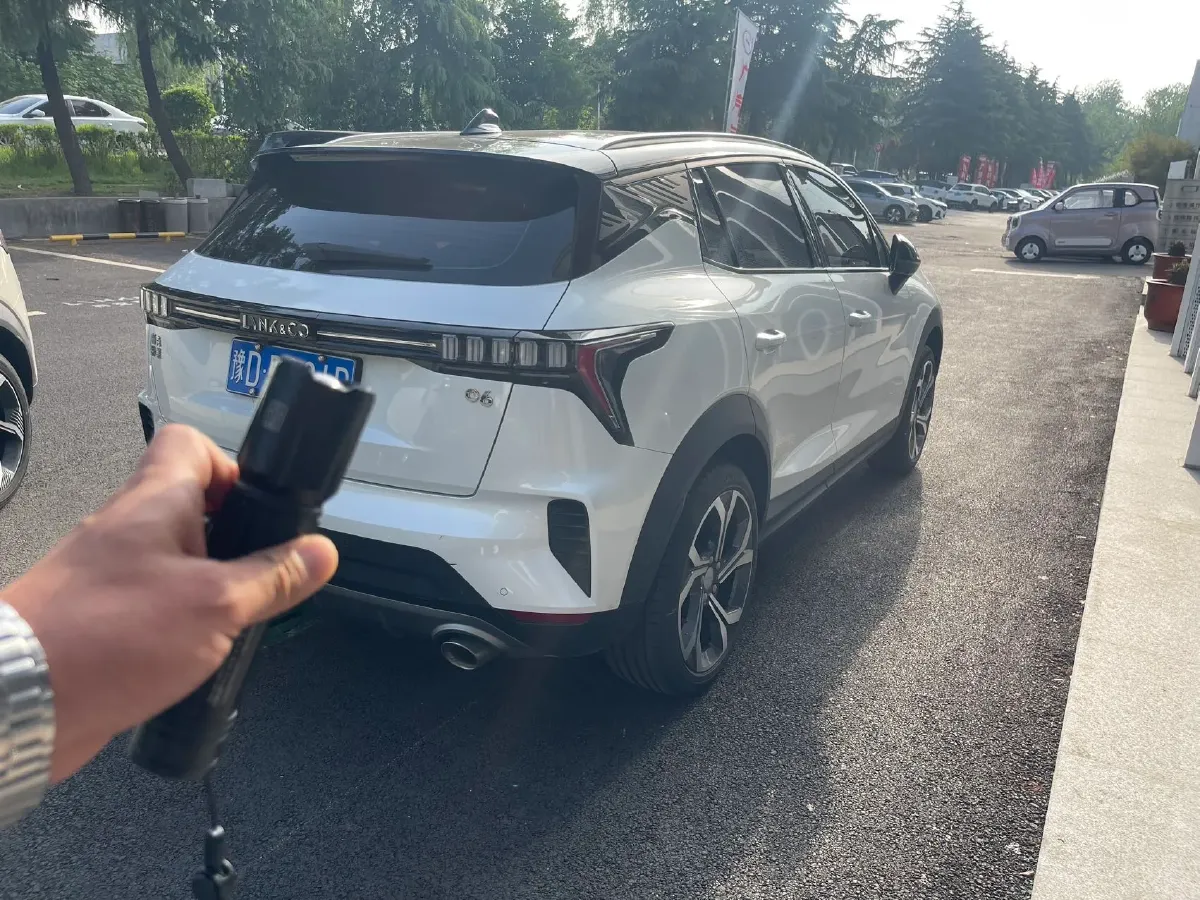2023 LYNK&CO 06 1.5T 181HP L4 7DCT,autocango,china used car exporter,china ev exporter,chinese used car exporter,chinese used ev exporter