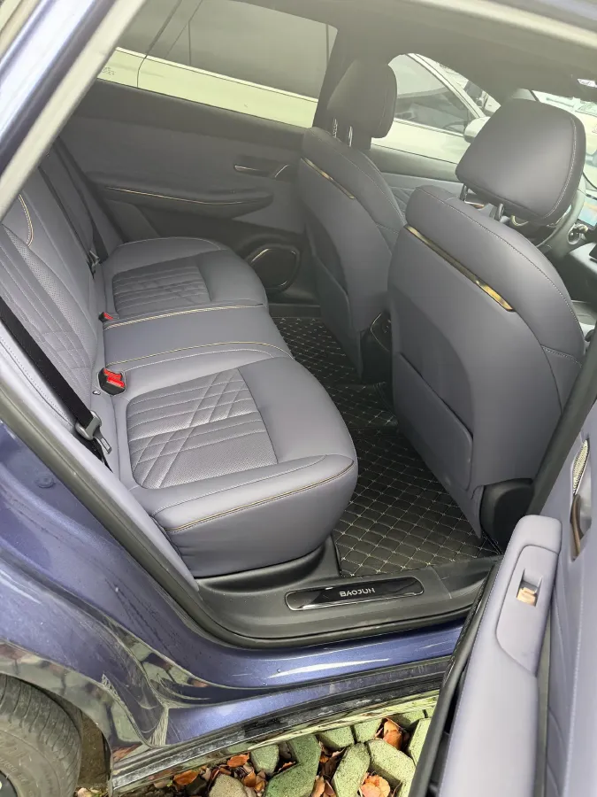 2025 BaoJun XiangJing 1.5T 143HP L4 1DHT PHEV,autocango,china used car exporter,china ev exporter,chinese used car exporter,chinese used ev exporter