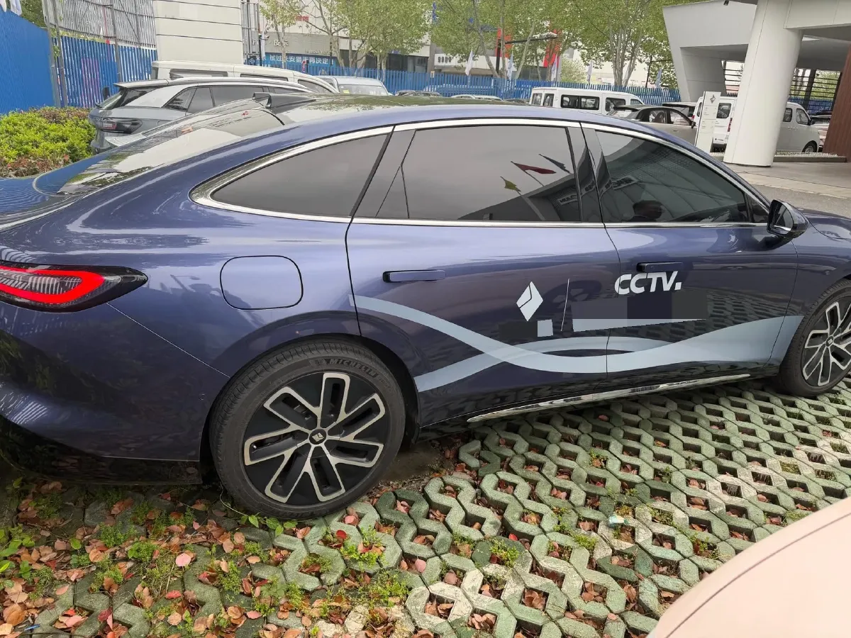 2025 BaoJun XiangJing 1.5T 143HP L4 1DHT PHEV,autocango,china used car exporter,china ev exporter,chinese used car exporter,chinese used ev exporter