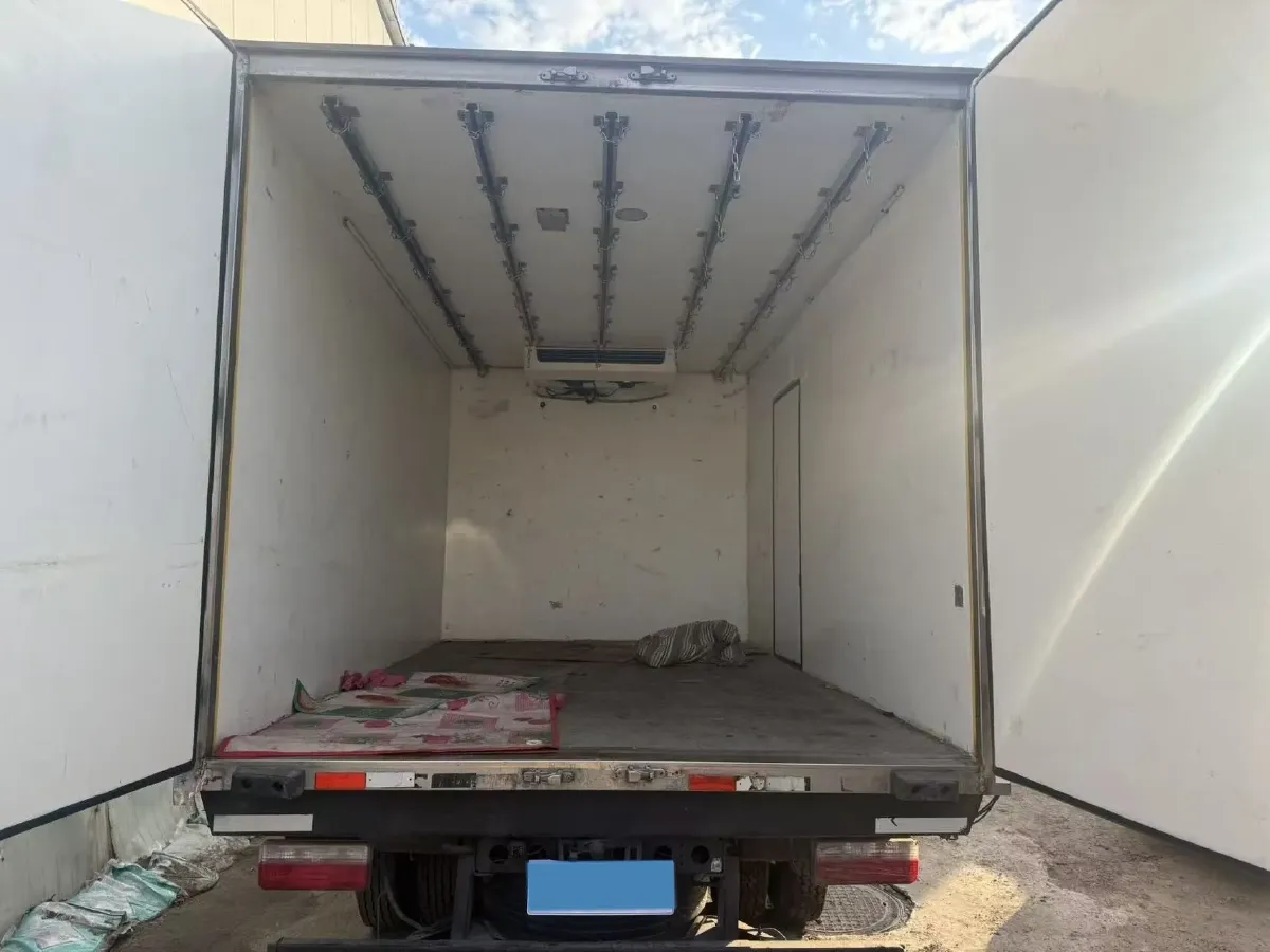 2025 Dongfeng Duolika D6 2.5L 170HP L4 6MT,autocango,china used car exporter,china ev exporter,chinese used car exporter,chinese used ev exporter