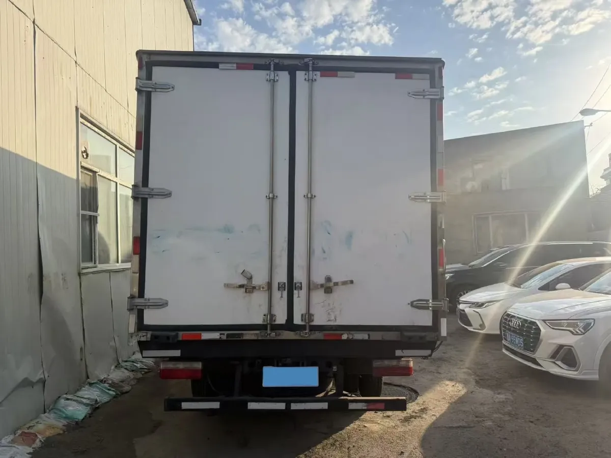 2025 Dongfeng Duolika D6 2.5L 170HP L4 6MT,autocango,china used car exporter,china ev exporter,chinese used car exporter,chinese used ev exporter