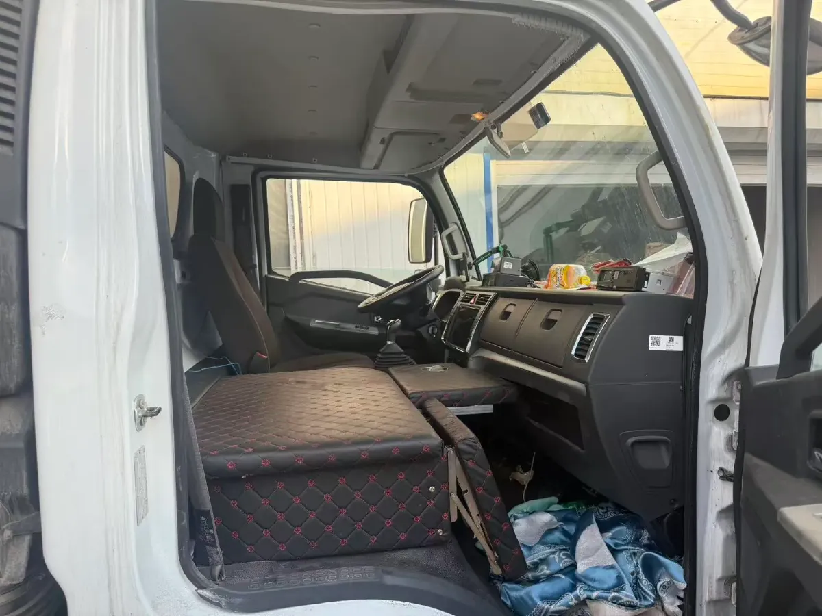 2025 Dongfeng Duolika D6 2.5L 170HP L4 6MT,autocango,china used car exporter,china ev exporter,chinese used car exporter,chinese used ev exporter