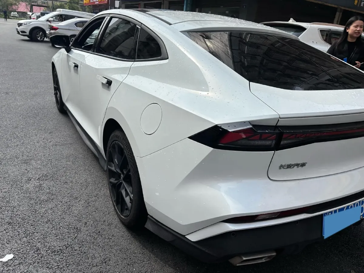 2024 ChangAn UNI-V 1.5T 188HP L4 7DCT,autocango,china used car exporter,china ev exporter,chinese used car exporter,chinese used ev exporter