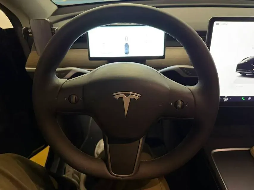 2022 Tesla Model Y BEV 60KWH,autocango,china used car exporter,china ev exporter,chinese used car exporter,chinese used ev exporter