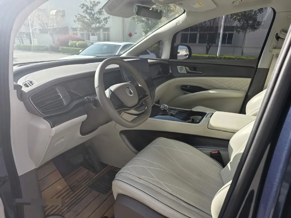 2022 Mercedes-Benz GLC Class 2.0T 197HP L4 9AT,autocango,china used car exporter,china ev exporter,chinese used car exporter,chinese used ev exporter