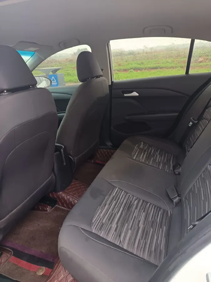 2019 Chevrolet Cavalier 1.5L 113HP L4 5MT,autocango,china used car exporter,china ev exporter,chinese used car exporter,chinese used ev exporter