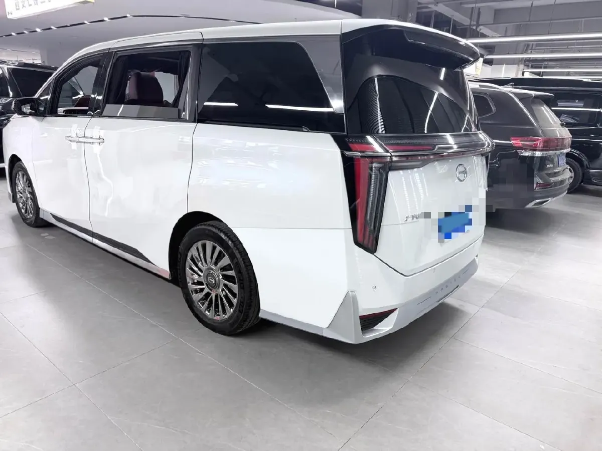 2024 GAC Trumpchi M8 2.0T 252HP L4 8AT,autocango,china used car exporter,china ev exporter,chinese used car exporter,chinese used ev exporter