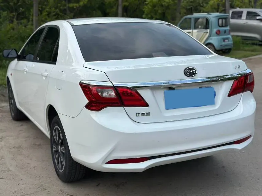 2020 BYD F3 1.5L 109HP L4 5MT,autocango,china used car exporter,china ev exporter,chinese used car exporter,chinese used ev exporter