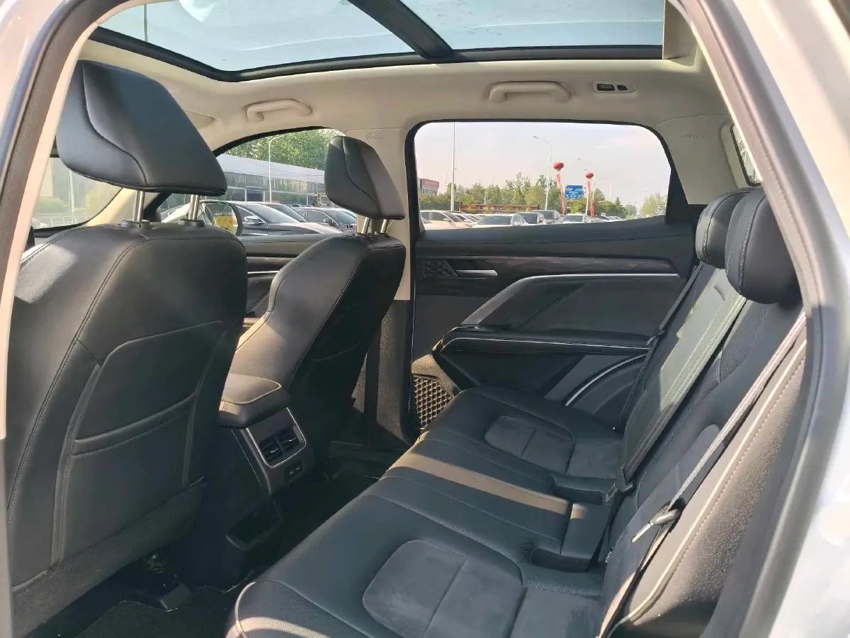 2021 Haval H6 1.5T 169HP L4 7DCT,autocango,china used car exporter,china ev exporter,chinese used car exporter,chinese used ev exporter