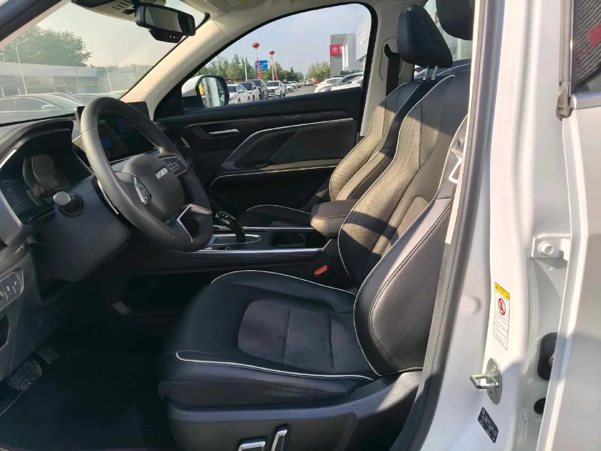 2021 Haval H6 1.5T 169HP L4 7DCT,autocango,china used car exporter,china ev exporter,chinese used car exporter,chinese used ev exporter