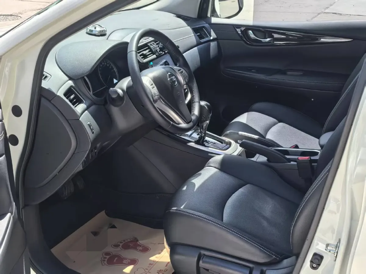 2021 Nissan Tiida 1.6L 122HP L4 CVT,autocango,china used car exporter,china ev exporter,chinese used car exporter,chinese used ev exporter