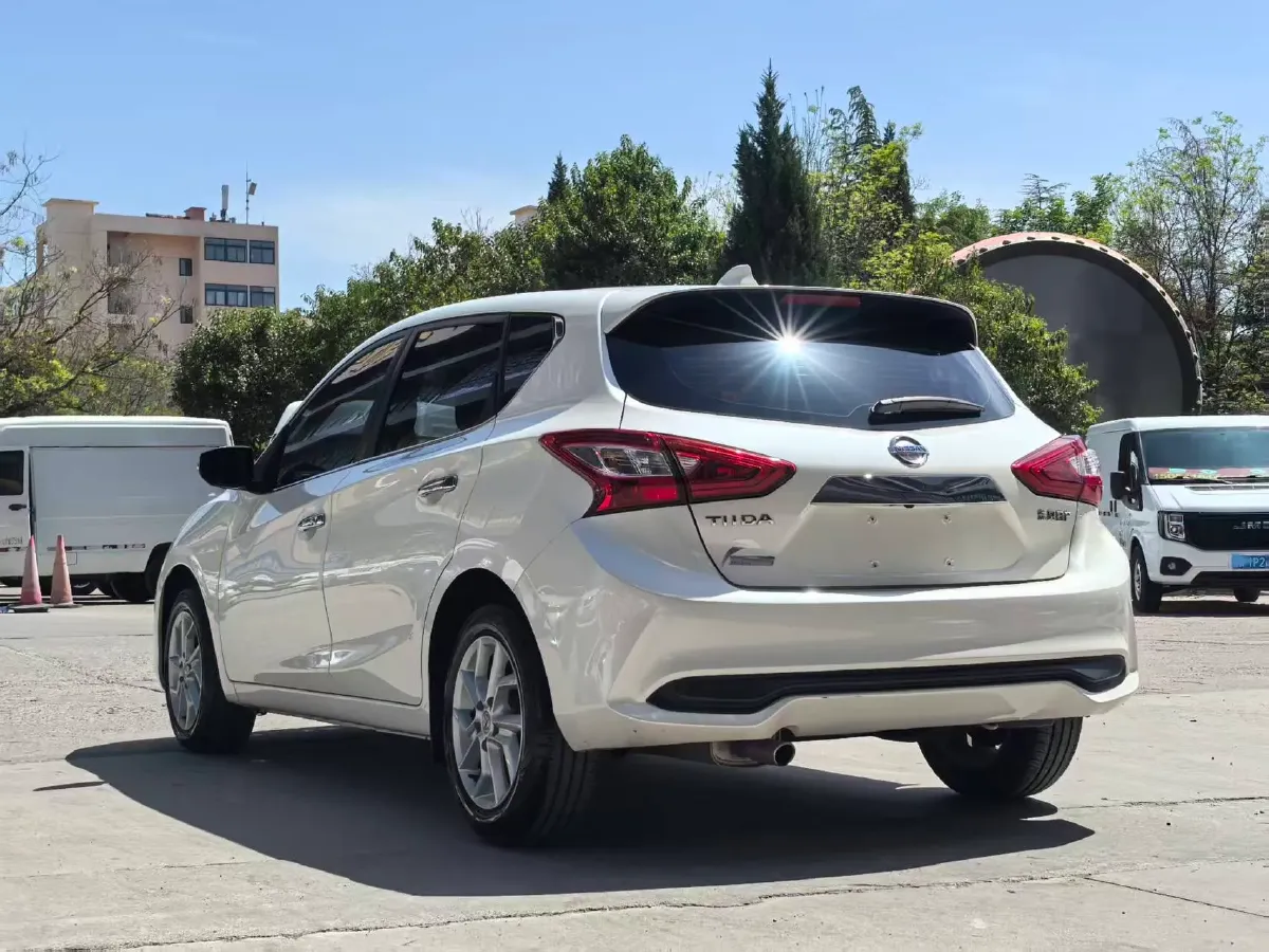 2021 Nissan Tiida 1.6L 122HP L4 CVT,autocango,china used car exporter,china ev exporter,chinese used car exporter,chinese used ev exporter