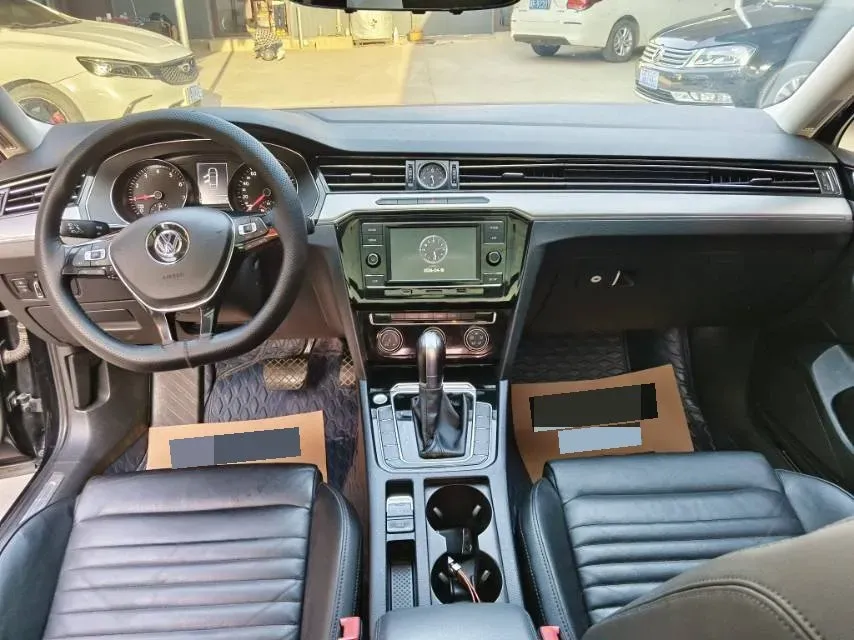 2018 Volkswagen Magotan 1.8T 180HP L4 7DCT,autocango,china used car exporter,china ev exporter,chinese used car exporter,chinese used ev exporter