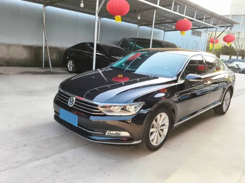 2018 Volkswagen Magotan 1.8T 180HP L4 7DCT,autocango,china used car exporter,china ev exporter,chinese used car exporter,chinese used ev exporter