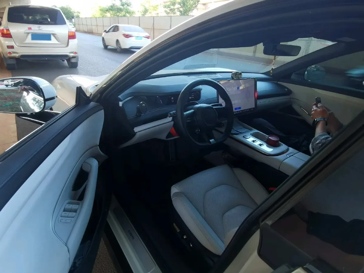 2024 MI SU7 BEV 73.6KWH,autocango,china used car exporter,china ev exporter,chinese used car exporter,chinese used ev exporter