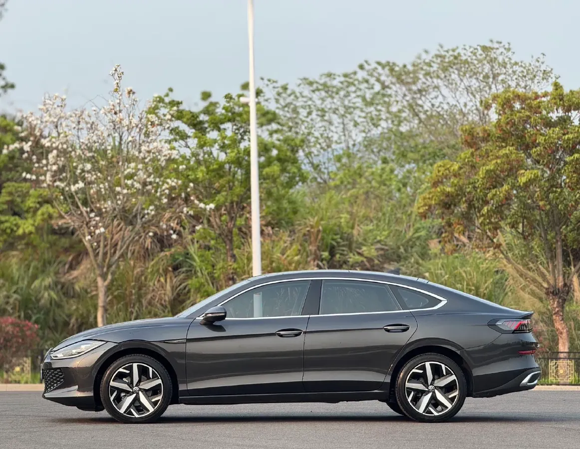 2023 Volkswagen Lamando 1.4T 150HP L4 7DCT,autocango,china used car exporter,china ev exporter,chinese used car exporter,chinese used ev exporter