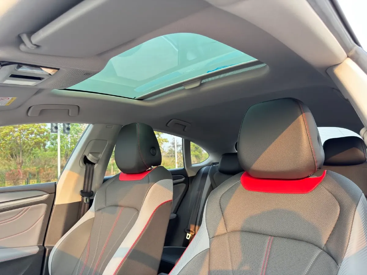 2023 Volkswagen Lamando 1.4T 150HP L4 7DCT,autocango,china used car exporter,china ev exporter,chinese used car exporter,chinese used ev exporter