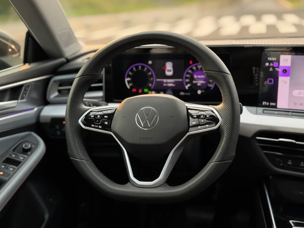 2023 Volkswagen Lamando 1.4T 150HP L4 7DCT,autocango,china used car exporter,china ev exporter,chinese used car exporter,chinese used ev exporter