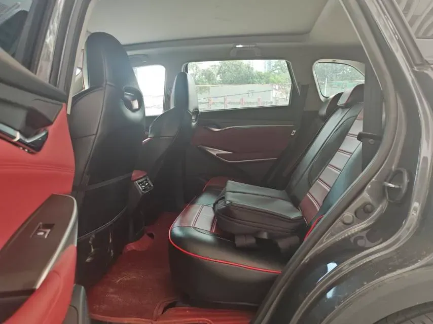 2021 ChangAn CS75 Plus 2.0T 233HP L4 8AT,autocango,china used car exporter,china ev exporter,chinese used car exporter,chinese used ev exporter