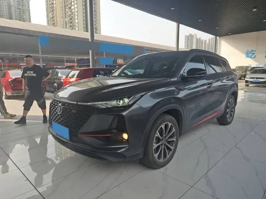 2021 ChangAn CS75 Plus 2.0T 233HP L4 8AT,autocango,china used car exporter,china ev exporter,chinese used car exporter,chinese used ev exporter