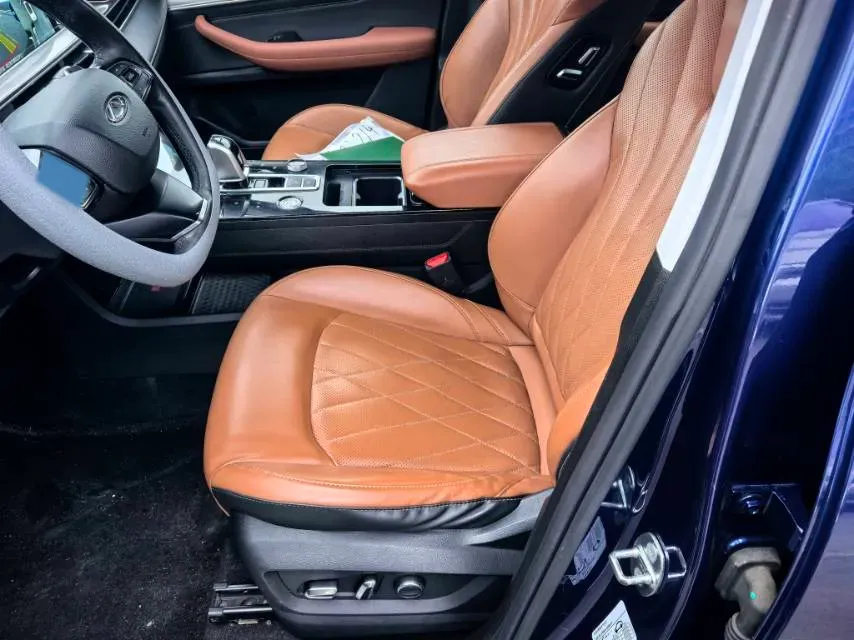 2021 Chery Tiggo 8 Plus 1.6T 197HP L4 7DCT,autocango,china used car exporter,china ev exporter,chinese used car exporter,chinese used ev exporter