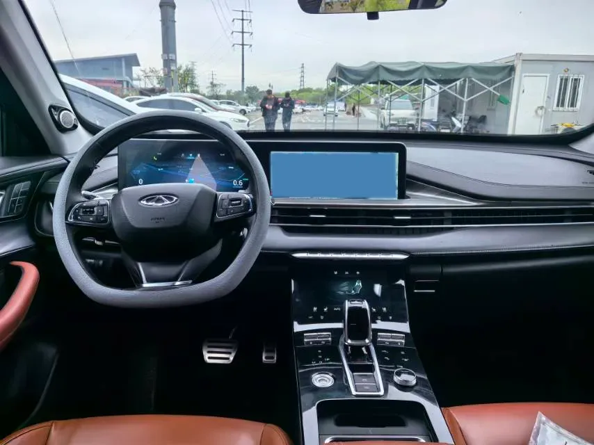 2021 Chery Tiggo 8 Plus 1.6T 197HP L4 7DCT,autocango,china used car exporter,china ev exporter,chinese used car exporter,chinese used ev exporter