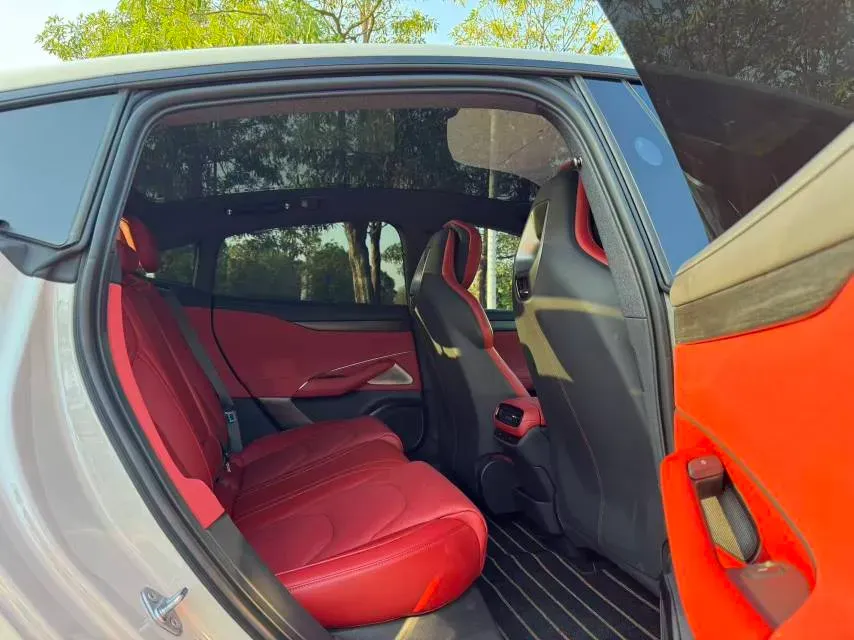 2024 MI SU7 BEV 94.3KWH,autocango,china used car exporter,china ev exporter,chinese used car exporter,chinese used ev exporter