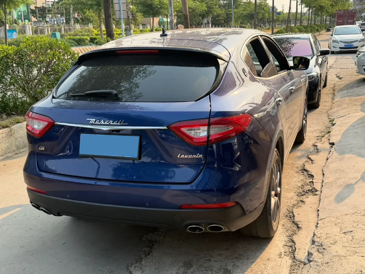 2019 Maserati Levante 3.0T 350HP V6 8AT,autocango,china used car exporter,china ev exporter,chinese used car exporter,chinese used ev exporter