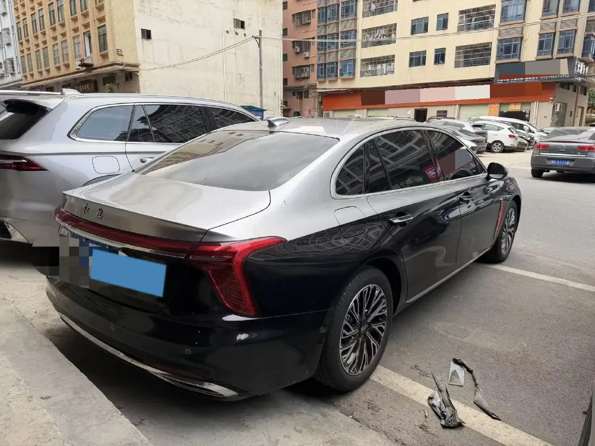 2024 HongQi H5 2.0T 224HP L4 8AT,autocango,china used car exporter,china ev exporter,chinese used car exporter,chinese used ev exporter