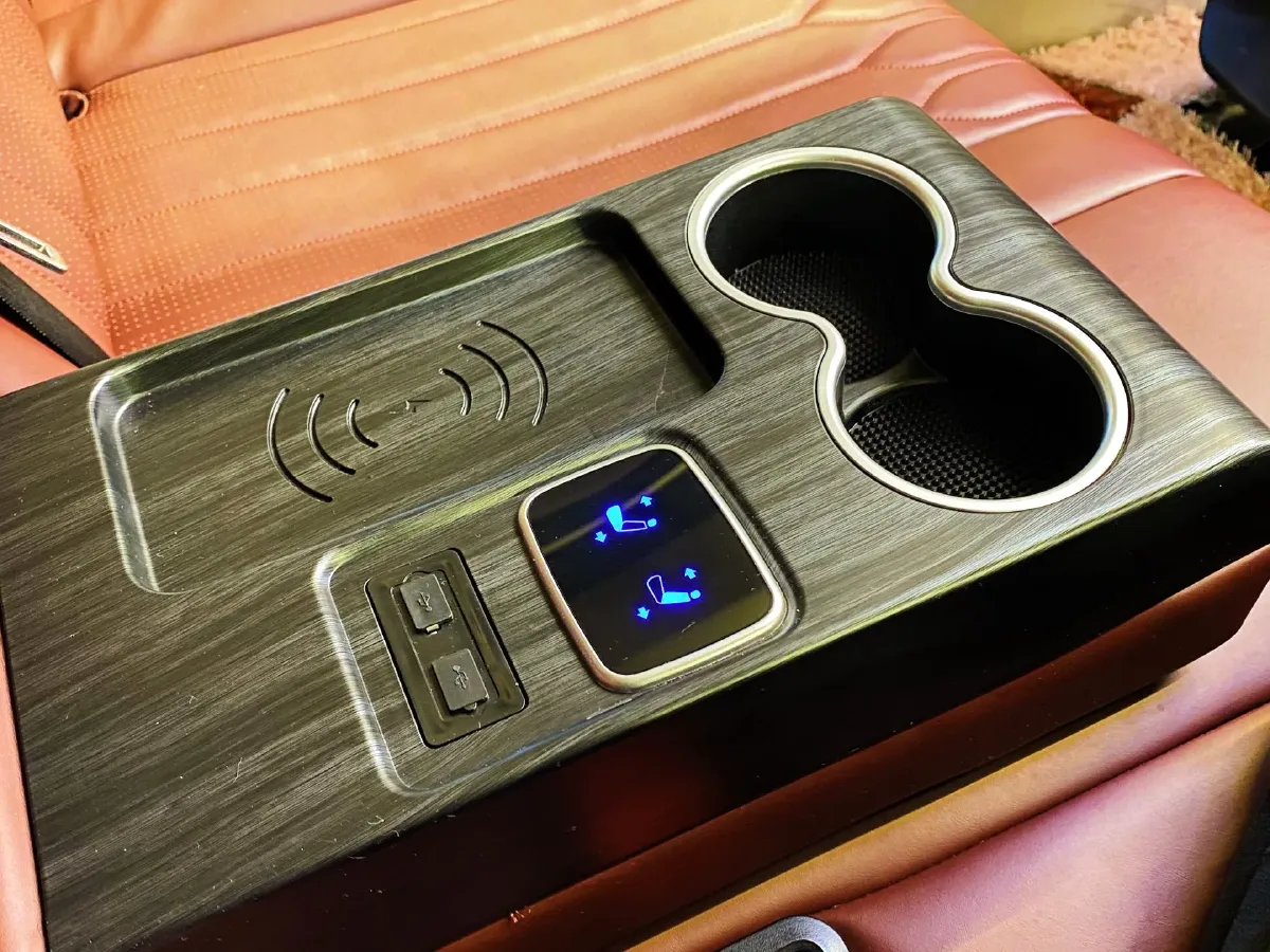 2012 GMC SAVANA 6.0L 328HP V8 6AT,autocango,china used car exporter,china ev exporter,chinese used car exporter,chinese used ev exporter