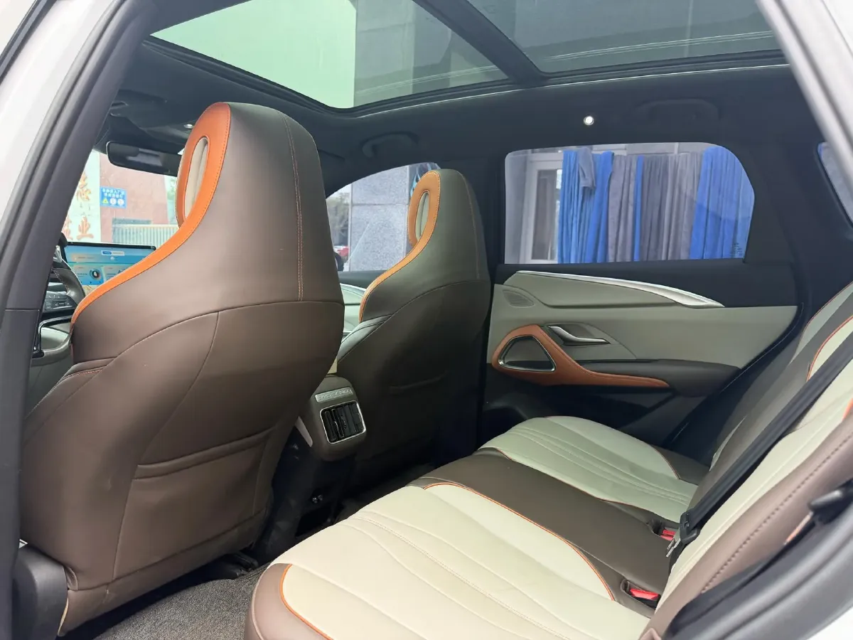 2022 LYNK&CO 03 1.5T 180HP L3 7DCT,autocango,china used car exporter,china ev exporter,chinese used car exporter,chinese used ev exporter