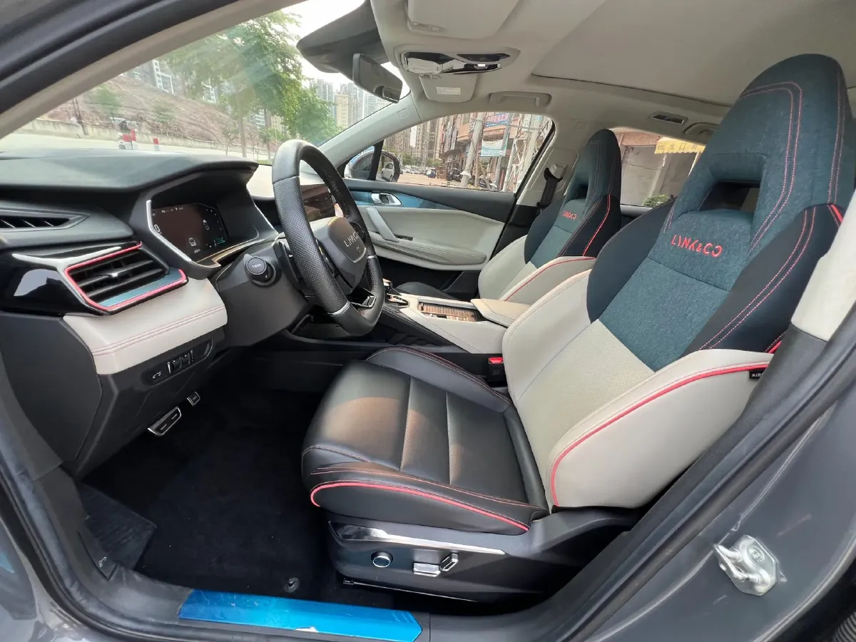 2020 LYNK&CO 06 1.5T 177HP L3 7DCT,autocango,china used car exporter,china ev exporter,chinese used car exporter,chinese used ev exporter