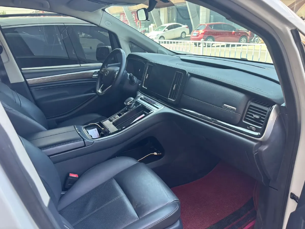 2023 GAC Trumpchi M8 2.0T 252HP L4 8AT,autocango,china used car exporter,china ev exporter,chinese used car exporter,chinese used ev exporter