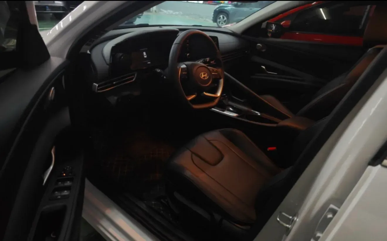 2023 Hyundai Elantra 1.5L 115HP L4 CVT,autocango,china used car exporter,china ev exporter,chinese used car exporter,chinese used ev exporter