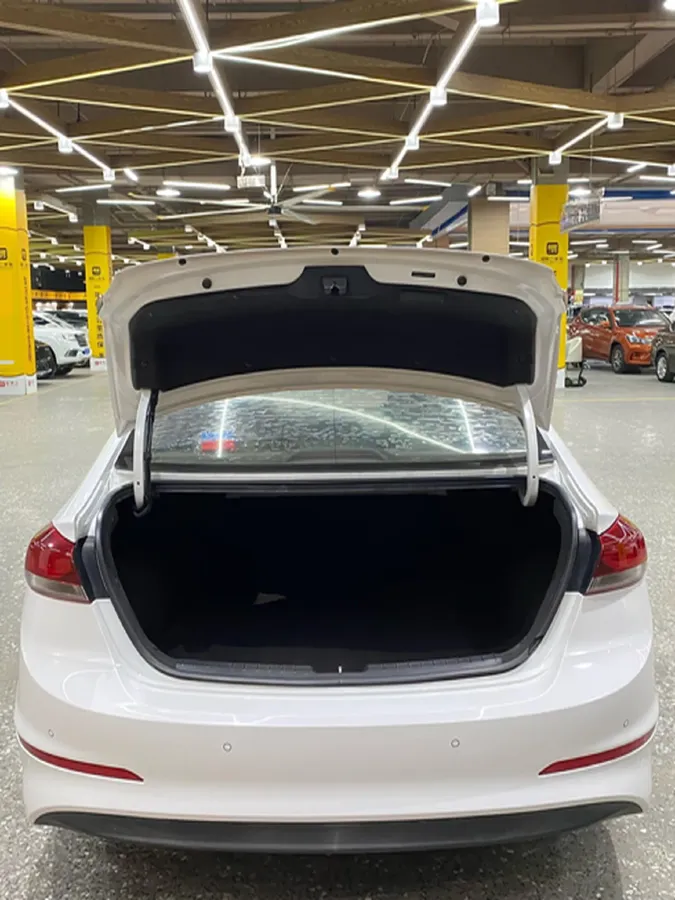 2016 Hyundai Elantra 1.6L 130HP L4 6AT,autocango,china used car exporter,china ev exporter,chinese used car exporter,chinese used ev exporter