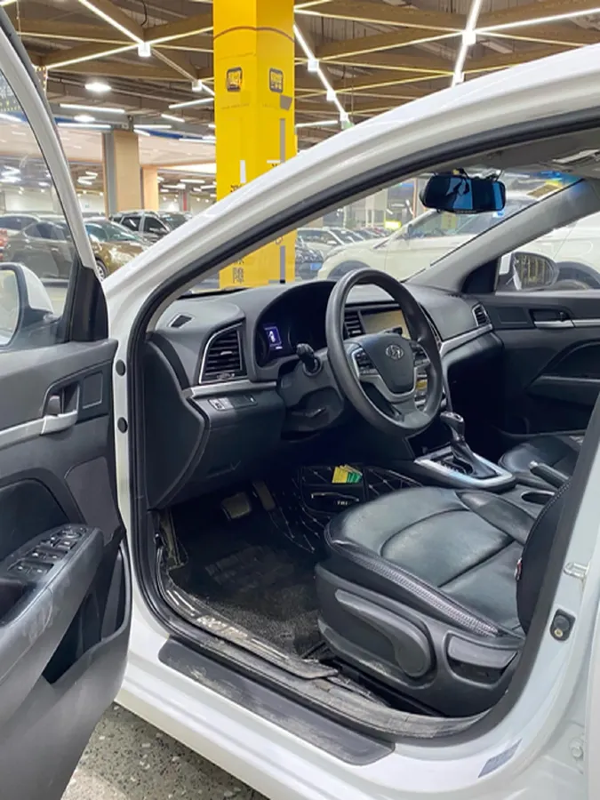 2016 Hyundai Elantra 1.6L 130HP L4 6AT,autocango,china used car exporter,china ev exporter,chinese used car exporter,chinese used ev exporter