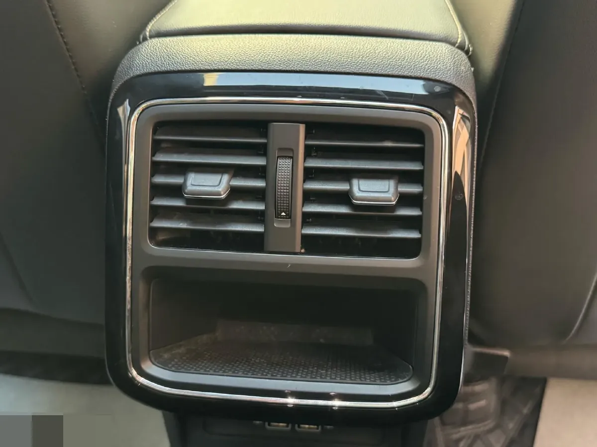 2019 Chevrolet Equinox 1.5T 180HP L4 6AT,autocango,china used car exporter,china ev exporter,chinese used car exporter,chinese used ev exporter