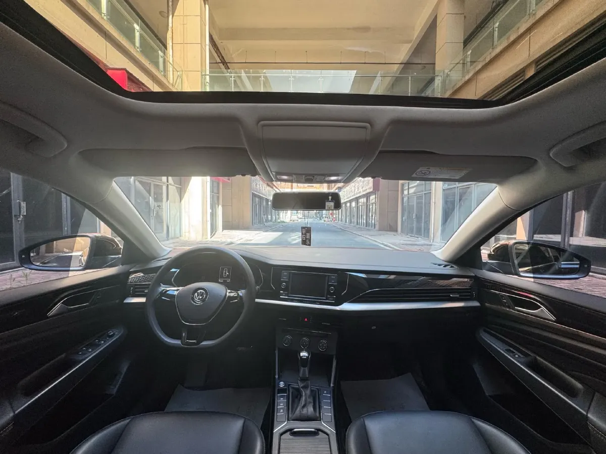 2019 Chevrolet Equinox 1.5T 180HP L4 6AT,autocango,china used car exporter,china ev exporter,chinese used car exporter,chinese used ev exporter