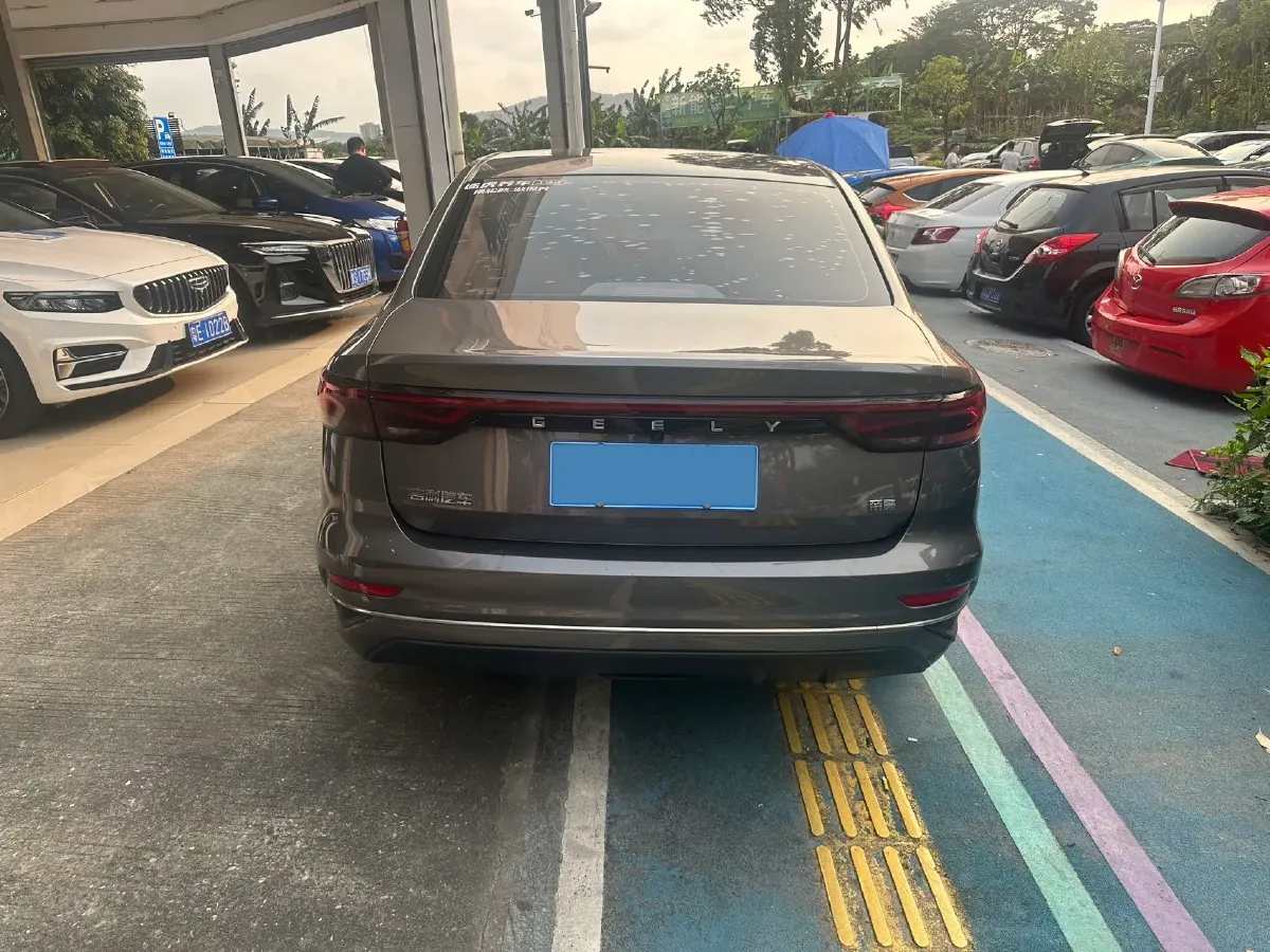 2022 Geely Emgrand 1.5L 114HP L4 CVT,autocango,china used car exporter,china ev exporter,chinese used car exporter,chinese used ev exporter