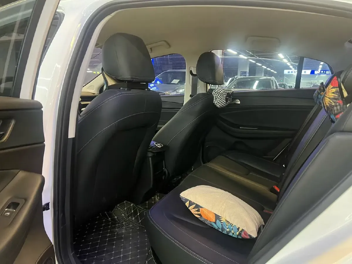 2021 Chery Arrizo 5 1.5L 116HP L4 CVT,autocango,china used car exporter,china ev exporter,chinese used car exporter,chinese used ev exporter