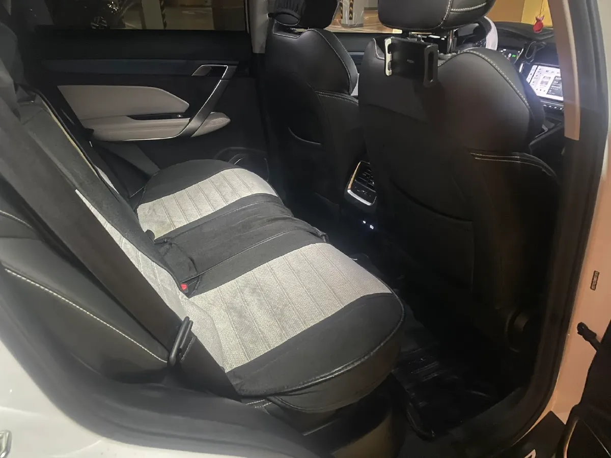 2022 Geely Azkarra 1.8T 184HP L4 7DCT,autocango,china used car exporter,china ev exporter,chinese used car exporter,chinese used ev exporter