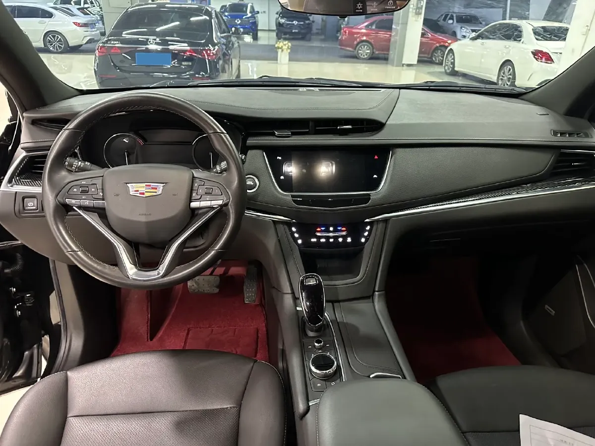 2022 Cadillac XT6 2.0T 237HP L4 9AT,autocango,china used car exporter,china ev exporter,chinese used car exporter,chinese used ev exporter