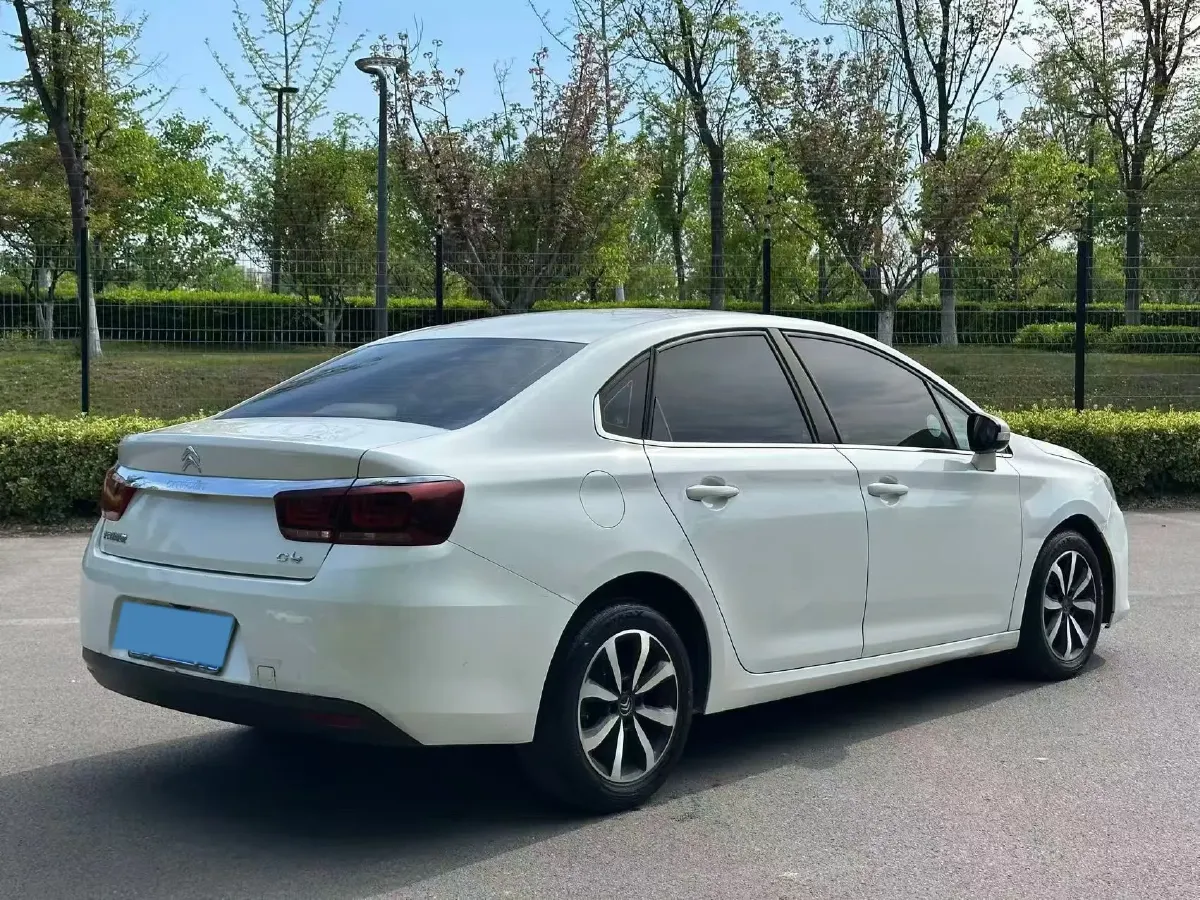 2018 Citroen C4 C-Quatre 1.6L 117HP L4 6AT,autocango,china used car exporter,china ev exporter,chinese used car exporter,chinese used ev exporter