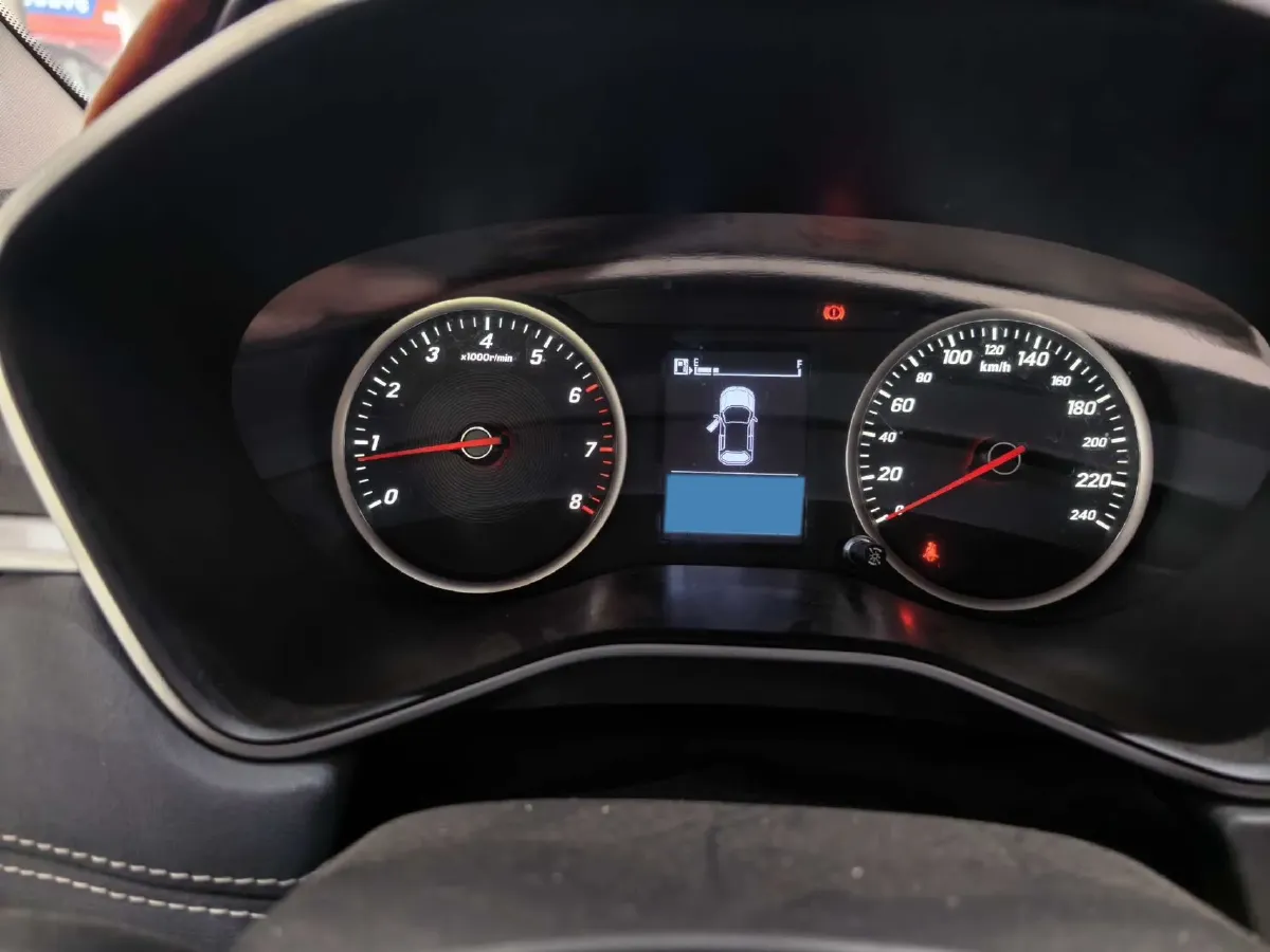 2018 BaoJun 530 1.5T 150HP L4 6MT,autocango,china used car exporter,china ev exporter,chinese used car exporter,chinese used ev exporter