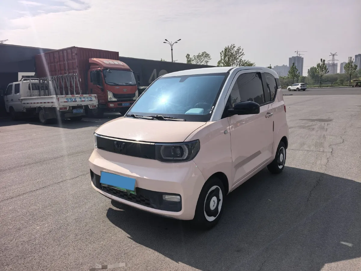 2022 WuLing HongGuang MINI EV BEV 13.9KWH,autocango,china used car exporter,china ev exporter,chinese used car exporter,chinese used ev exporter