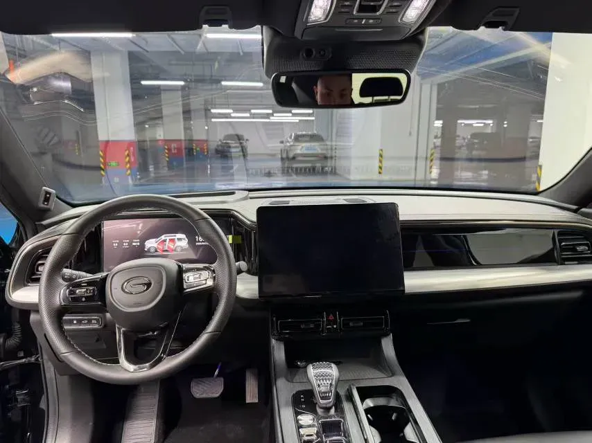 2022 GAC Trumpchi GS8 2.0T 252HP L4 8AT,autocango,china used car exporter,china ev exporter,chinese used car exporter,chinese used ev exporter