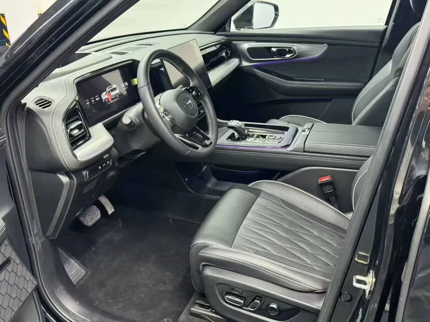 2022 GAC Trumpchi GS8 2.0T 252HP L4 8AT,autocango,china used car exporter,china ev exporter,chinese used car exporter,chinese used ev exporter