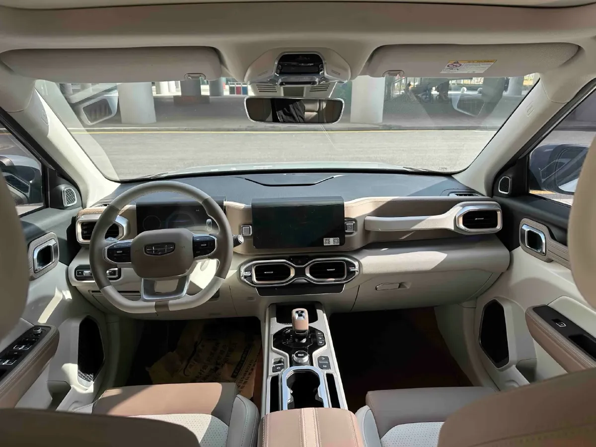 2020 Geely ICON 1.5T 177HP L3 7DCT,autocango,china used car exporter,china ev exporter,chinese used car exporter,chinese used ev exporter