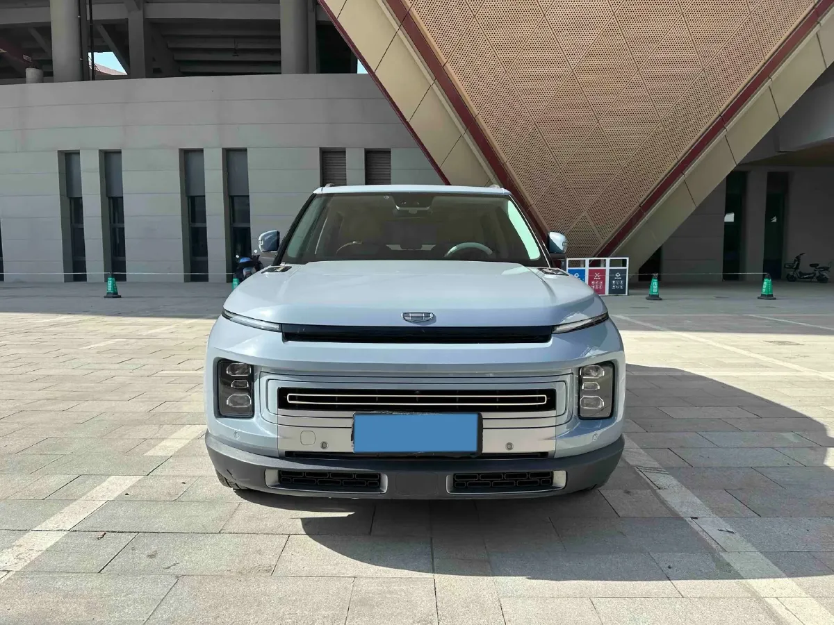 2020 Geely ICON 1.5T 177HP L3 7DCT,autocango,china used car exporter,china ev exporter,chinese used car exporter,chinese used ev exporter